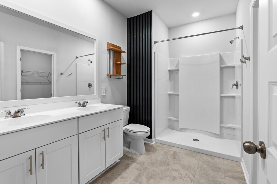 Building Photo - 301 Firewheel Ct