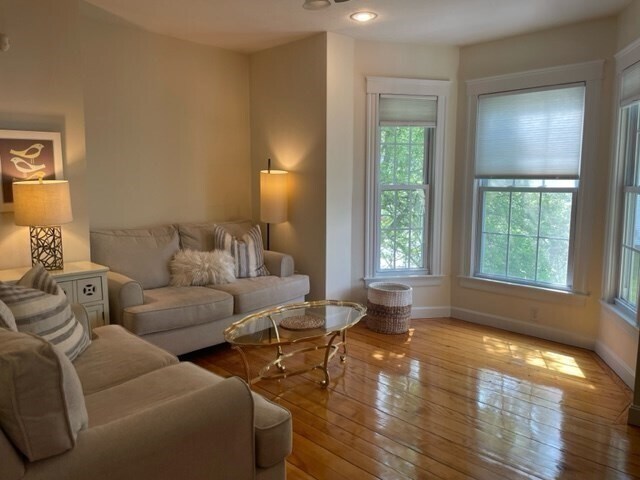 Building Photo - 65 South St