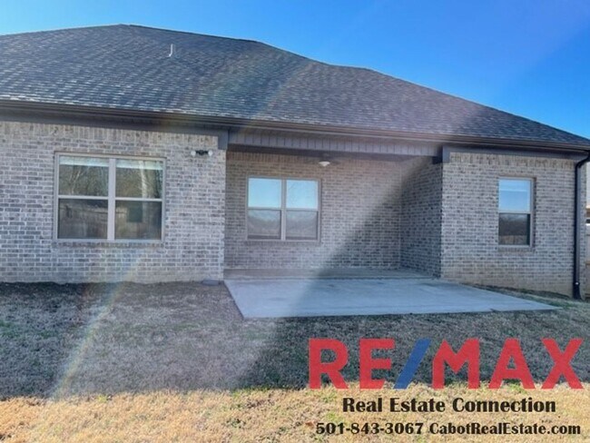 Building Photo - Sorry No Smoking and No Pets Permitted