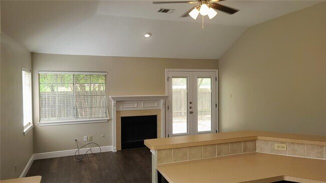 Building Photo - 2517 Jacqueline Dr