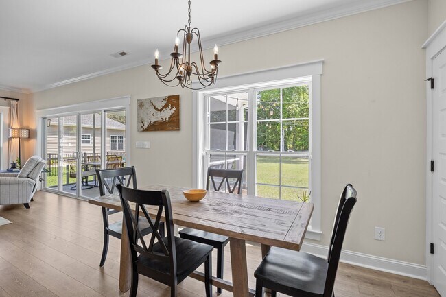 Building Photo - 3506 Sir James Ln