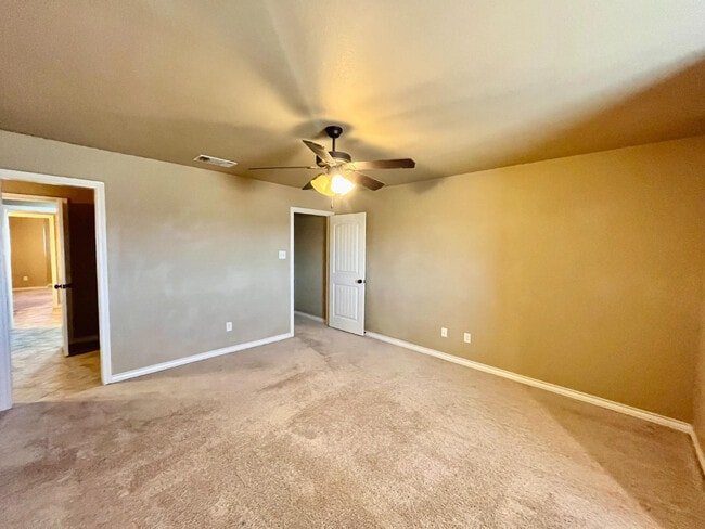 Building Photo - 4419 106th St