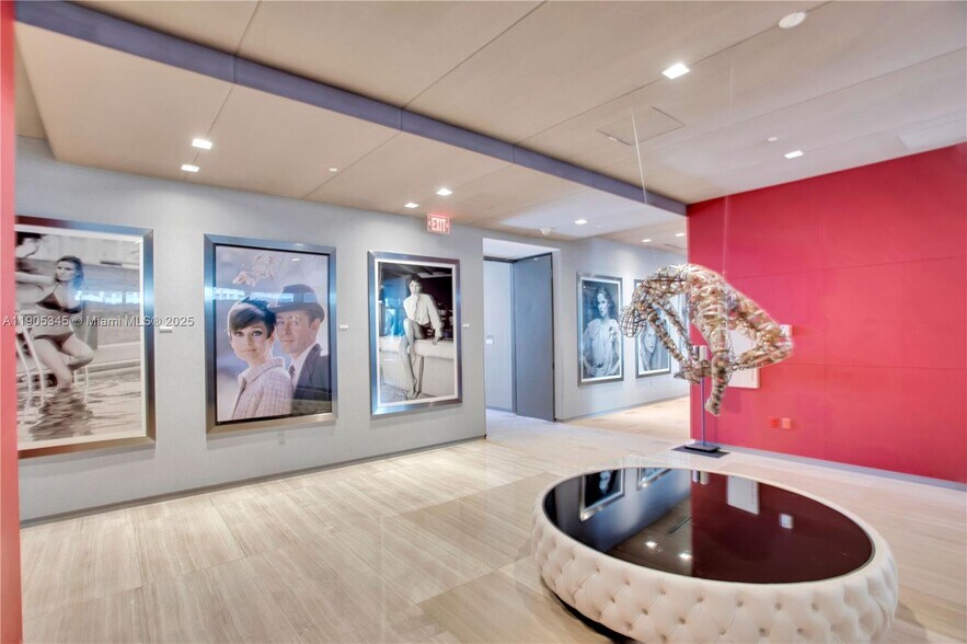 Building Photo - 1080 Brickell Ave