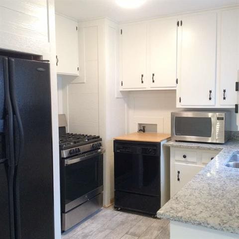 Building Photo - 3241 Aurora St