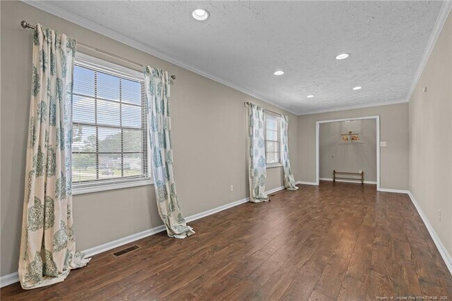 Building Photo - 1028 Kerrow Rd