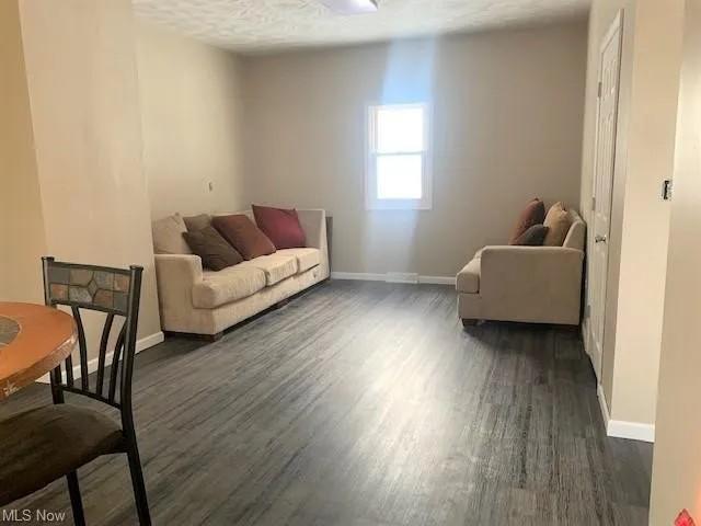 Building Photo - 175 Russell Ave