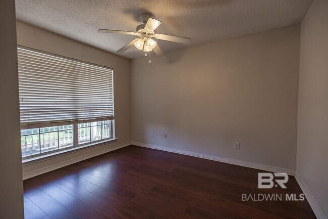 Building Photo - 28347 Chateau Dr