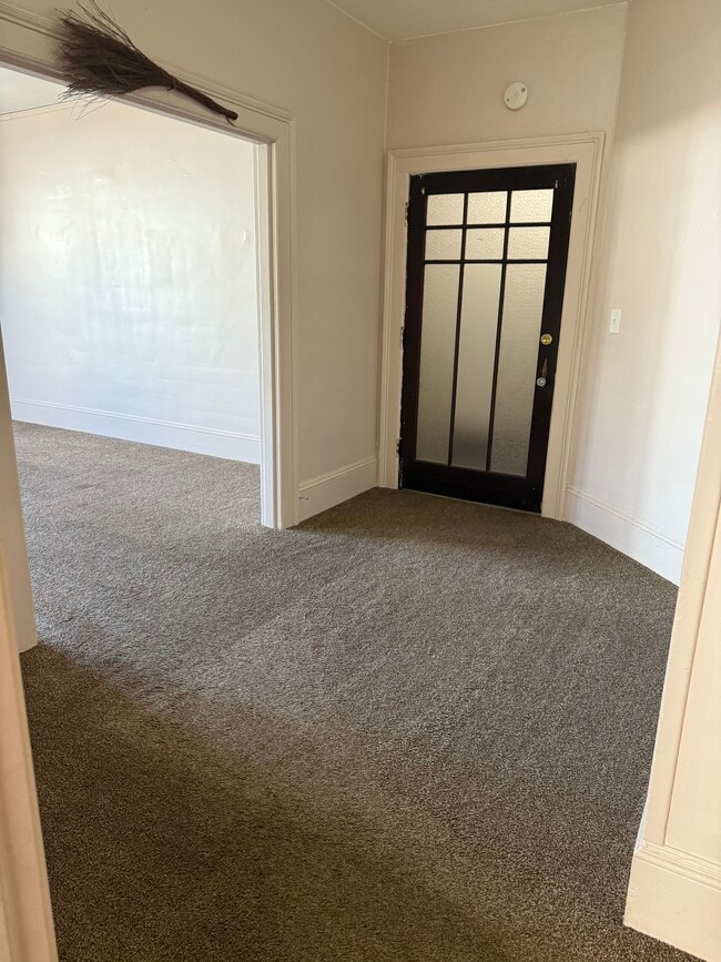 Building Photo - 1829 Main Street-3