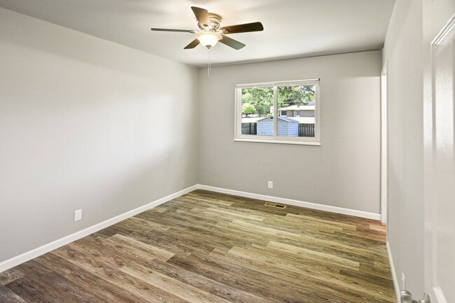 Building Photo - 3483 Norberg Dr