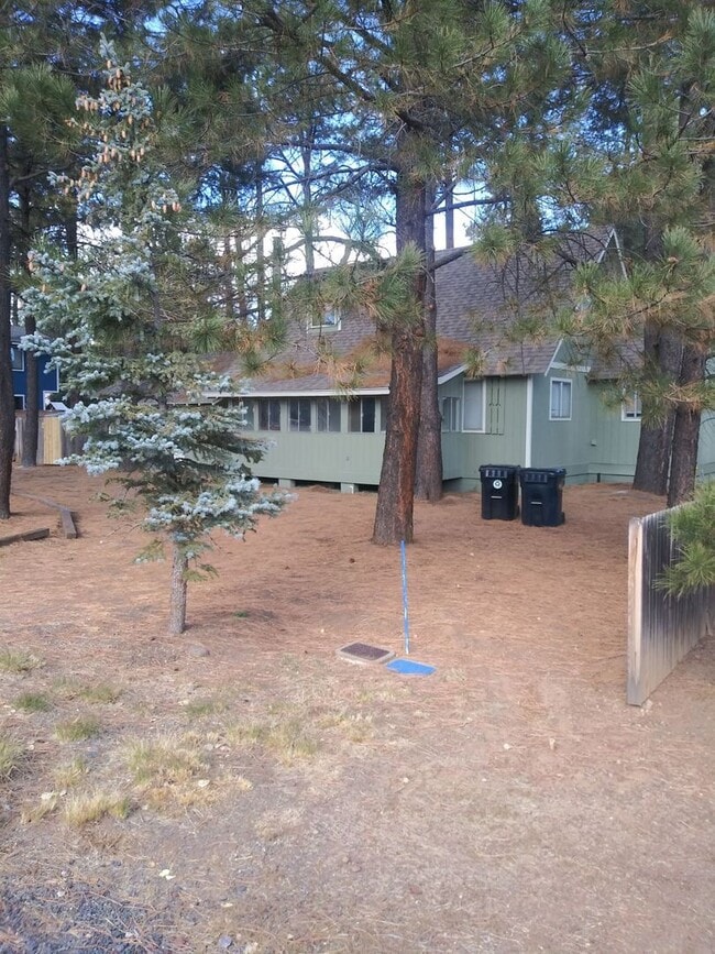 Building Photo - COMING SOON! Turn' Key 3-Bed Mountainaire ...