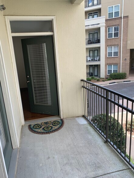 Building Photo - 390 17th St NW