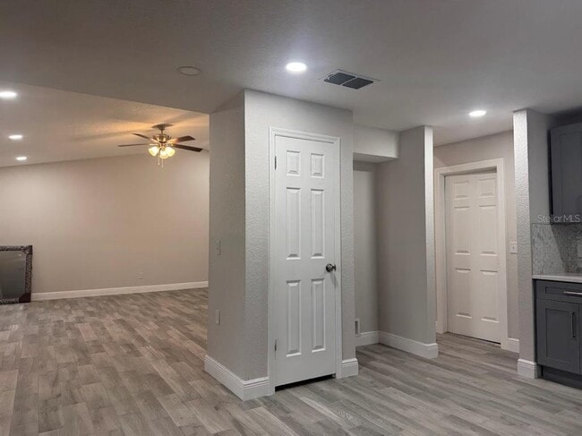 Building Photo - 12142 Caper St