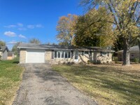 Building Photo - 218 Mouser St