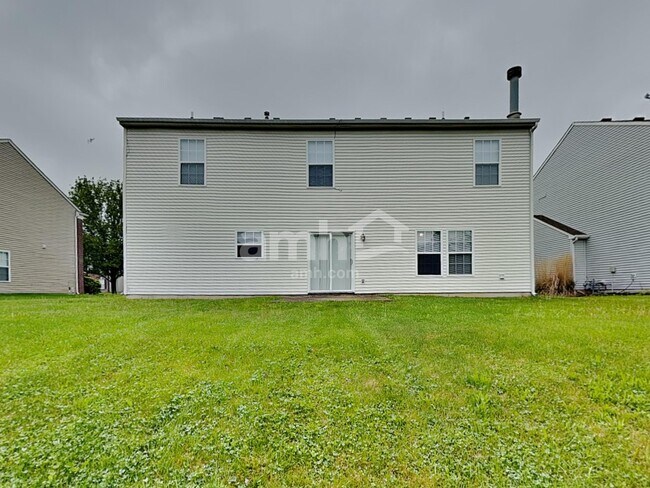 Building Photo - 5793 Amber Ln
