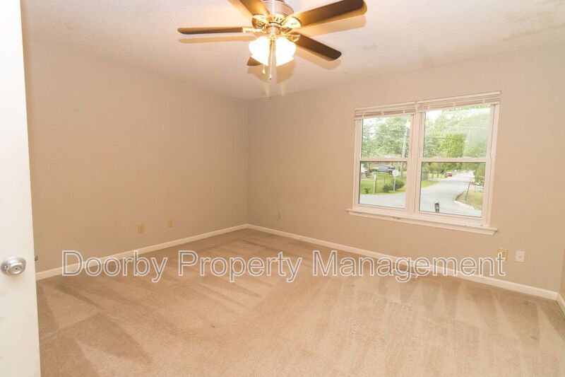 Building Photo - 173 Allen Rd