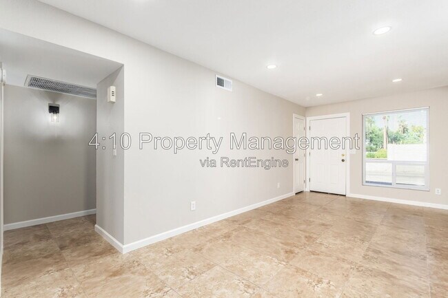 Building Photo - 103 S McKemy St