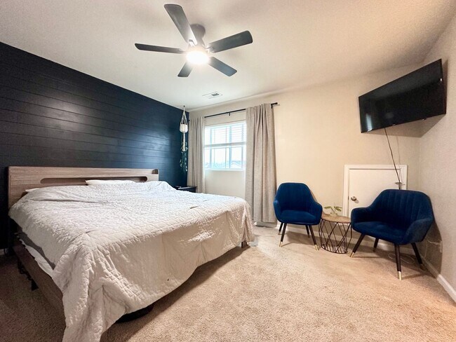 Building Photo - Modern 3-Bedroom 2.5 Bath Single Family Home in Gresham!