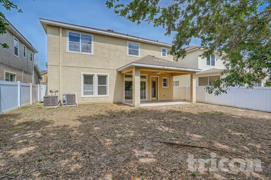 Building Photo - 7982 Camden Woods Dr