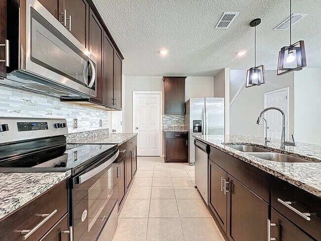 Building Photo - 1812 Carnostie Rd