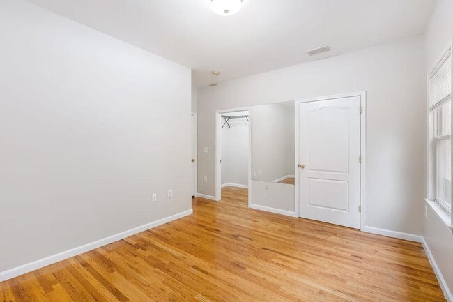 Building Photo - 43 Manhattan Ave