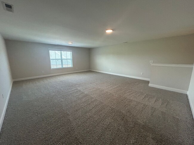 Building Photo - Beautiful 4BR Home in Athens with Bonus Room & Fenced Yard