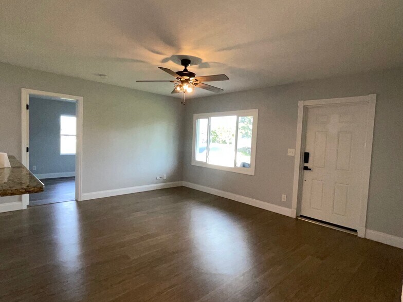 Living room - 7401 35th Ave N