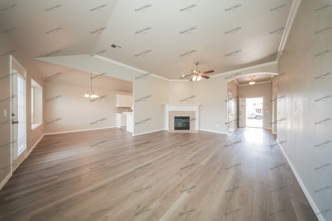 Building Photo - 2323 Box Turtle Way