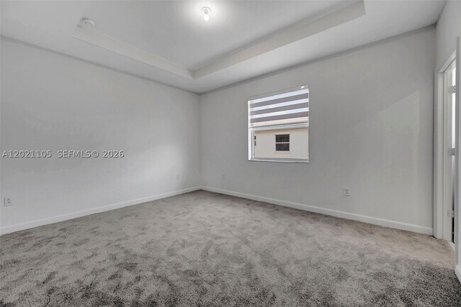 Building Photo - 2854 SE 25th Ave