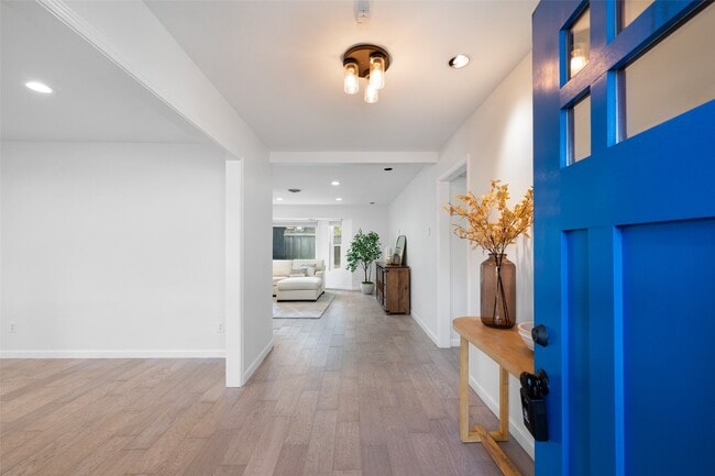 Building Photo - 5315 Rutherglenn Dr