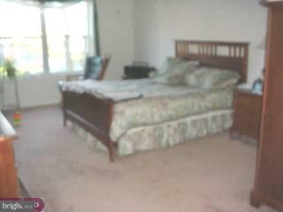 Building Photo - 6 Randolph Ln