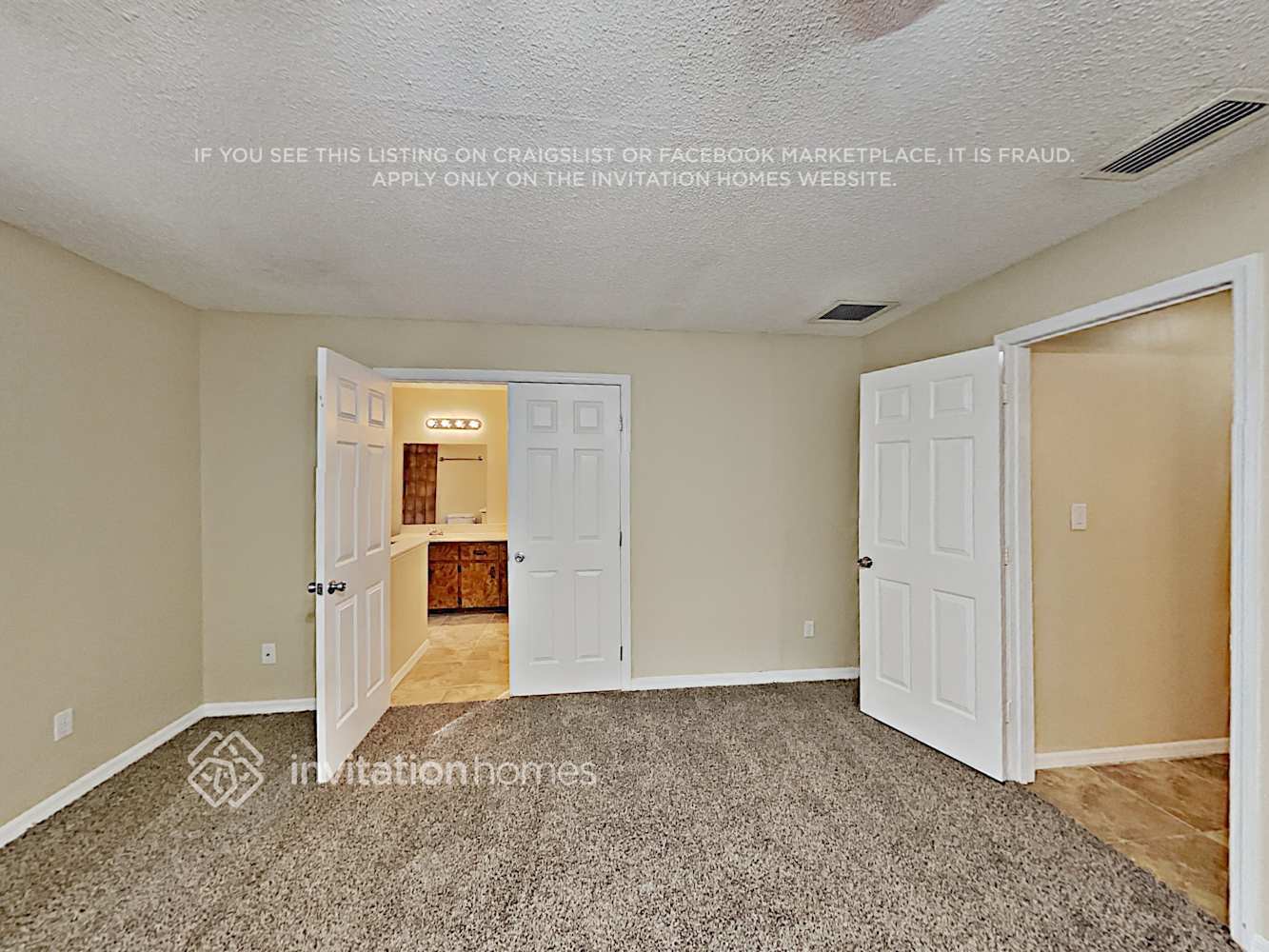 Building Photo - 216 Thistlewood Cir