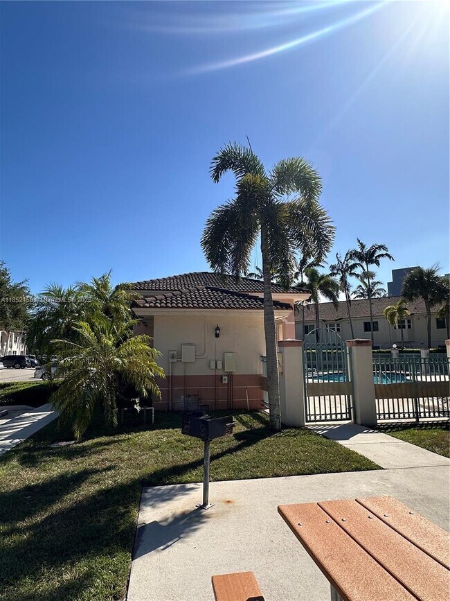Building Photo - 2200 NW 78th Ave