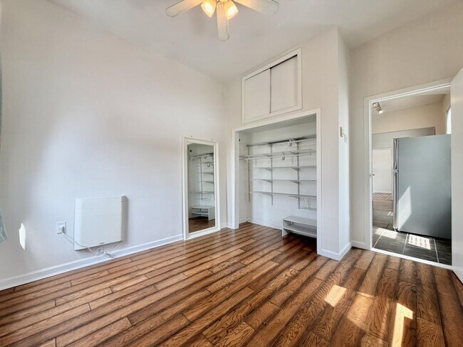 Building Photo - 514 Monastery Pl