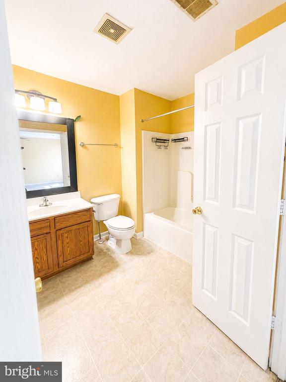 Building Photo - 109 Canvasback Way