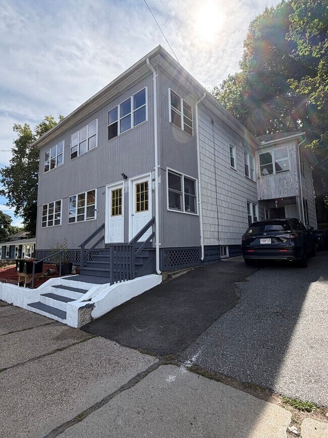 Building Photo - 161 Hampden St