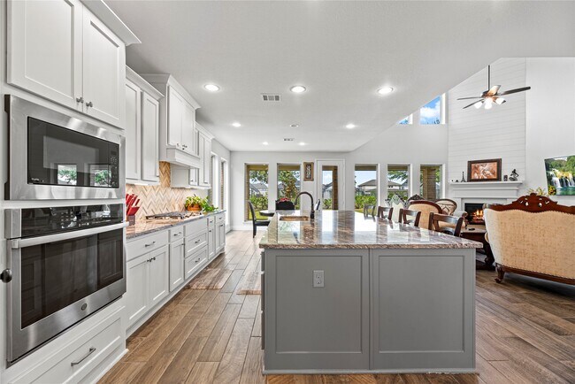 Building Photo - 6938 Amberwing Wy