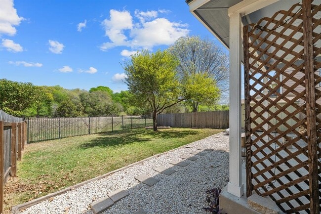 Building Photo - 1616 Kemah Dr