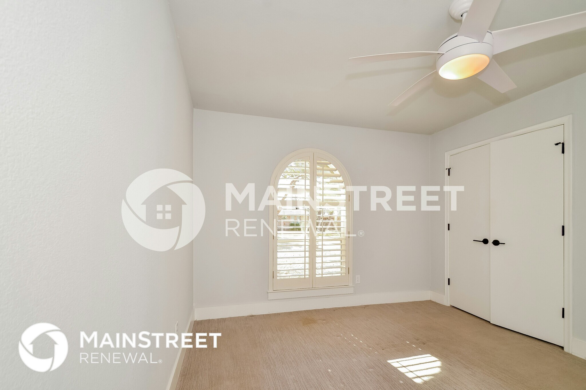 Building Photo - 2505 Westridge Dr