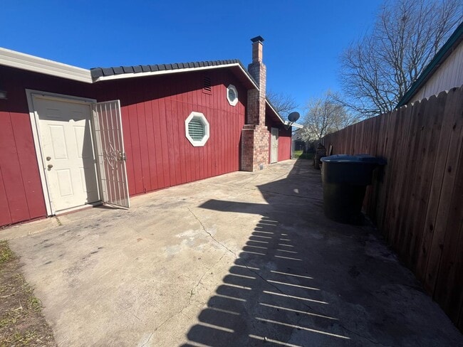 Building Photo - Spacious 4bed 2bath home in Elverta!