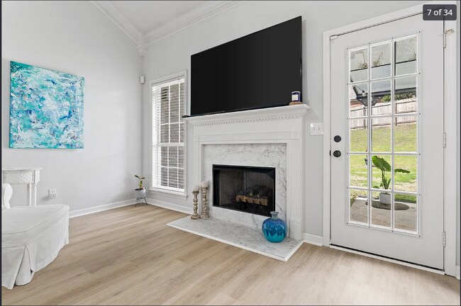Building Photo - 3143 Enclave Ln