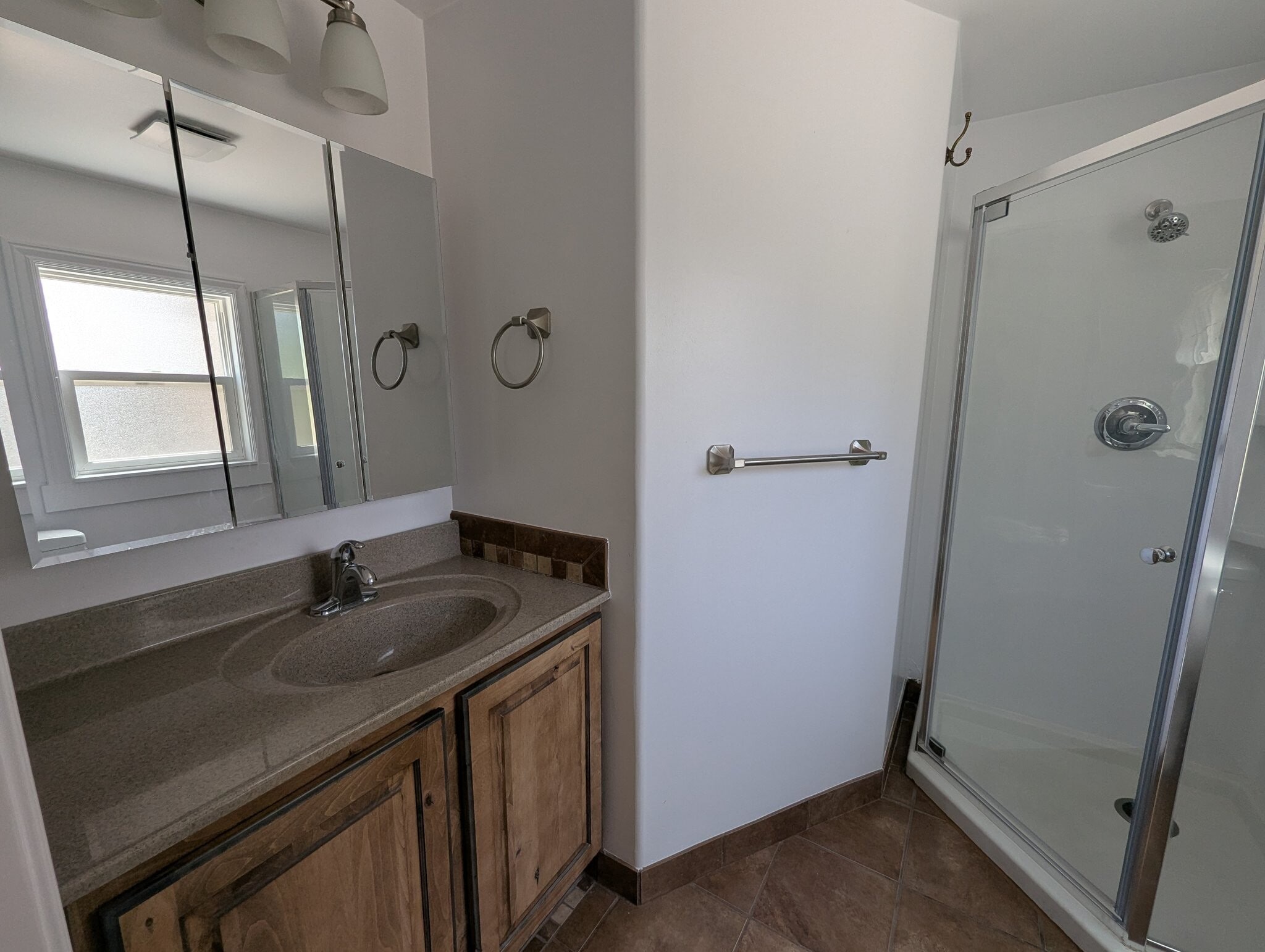 Building Photo - 2566 S 150 W