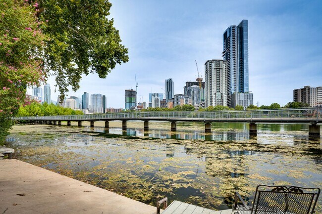 Building Photo - K505 - Riverwalk #155