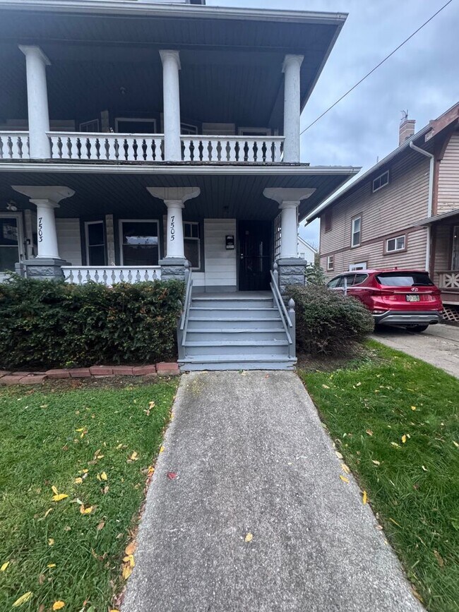 Building Photo - 7505 Halle Ave