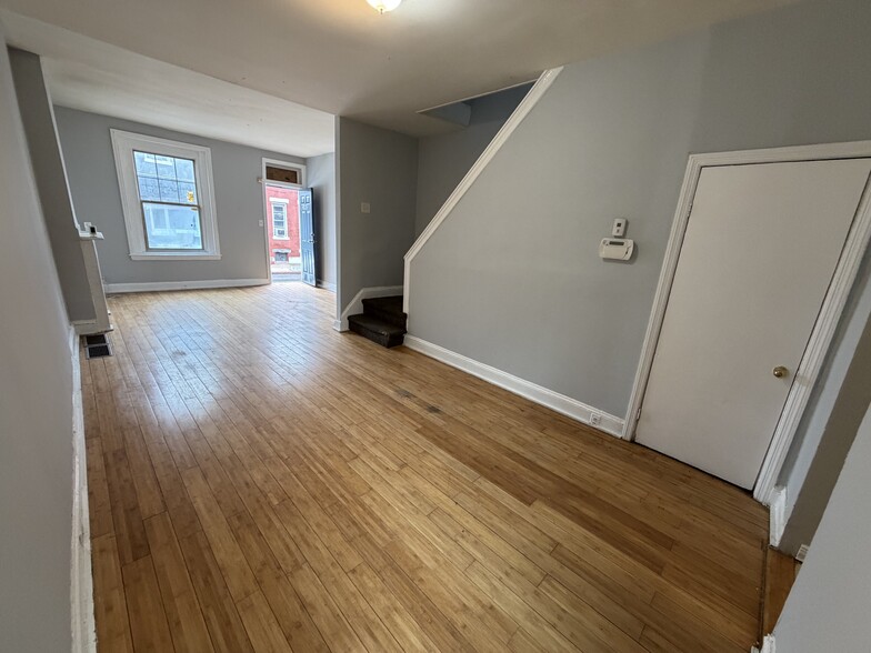 Building Photo - 3462 N Lee St