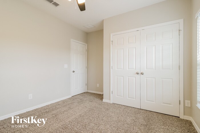 Building Photo - 4796 Rockvale Dr