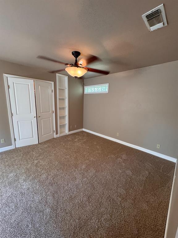 Building Photo - 201 W 33rd St