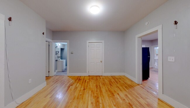 Building Photo - 117 Ashmont St