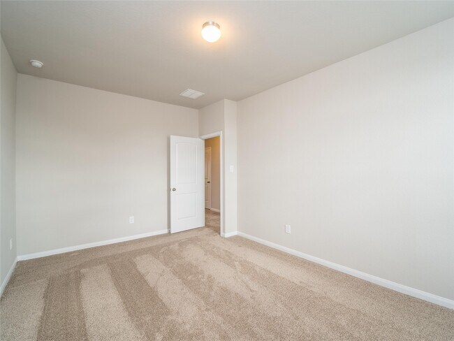 Building Photo - 3542 Vivaldi Dr