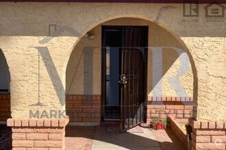 Building Photo - 3Bed/2Bath House in Val Vista/Southern! $3...