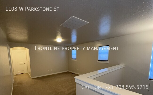 Building Photo - 1108 W Parkstone St